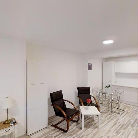 Sun Villa Residence Bukarest Exterior foto